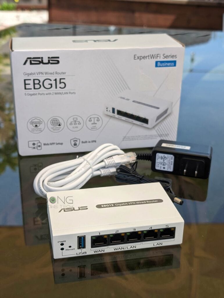 Asus ExpertWiFi EBG15 VPN Router out of the box