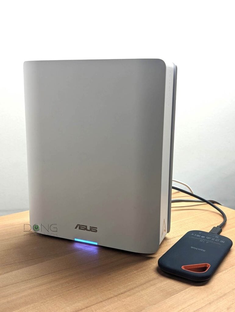 Asus ZenWiFi BQ16 Pro in action