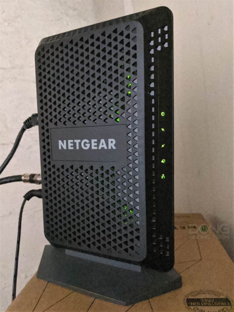 Netgear CM600 Lights