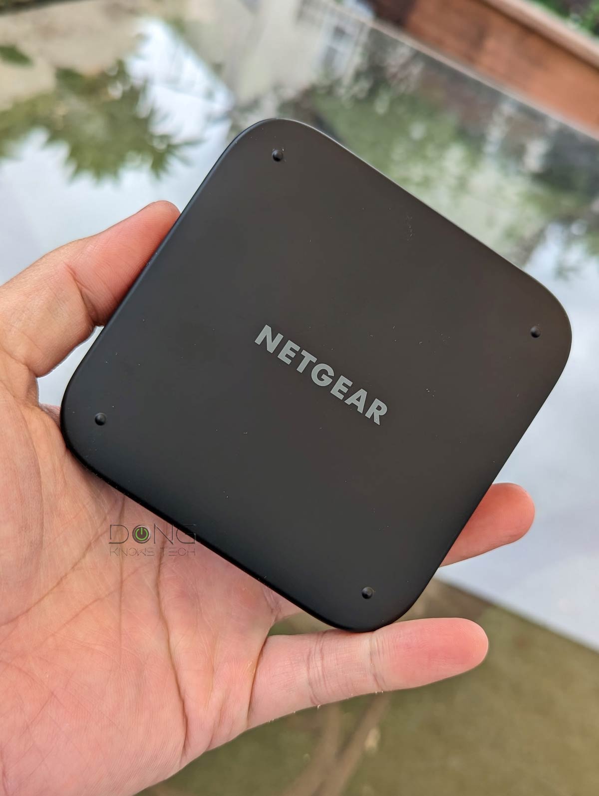 Netgear MR6550 Nighthawk M6 Pro 5G WiFi 6E Hotspot Router Back