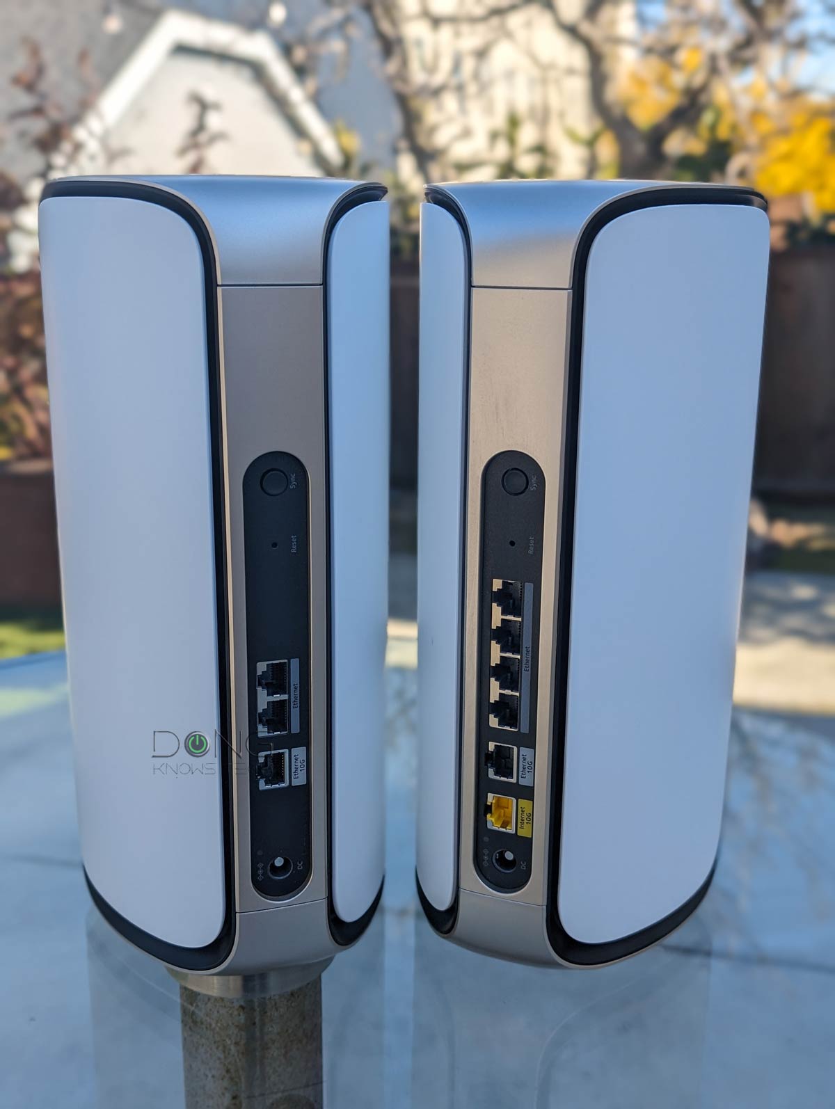 Netgear Orbi 970 Series (RBE973S) Router (RBE971) vs. Satellite (RBE970)