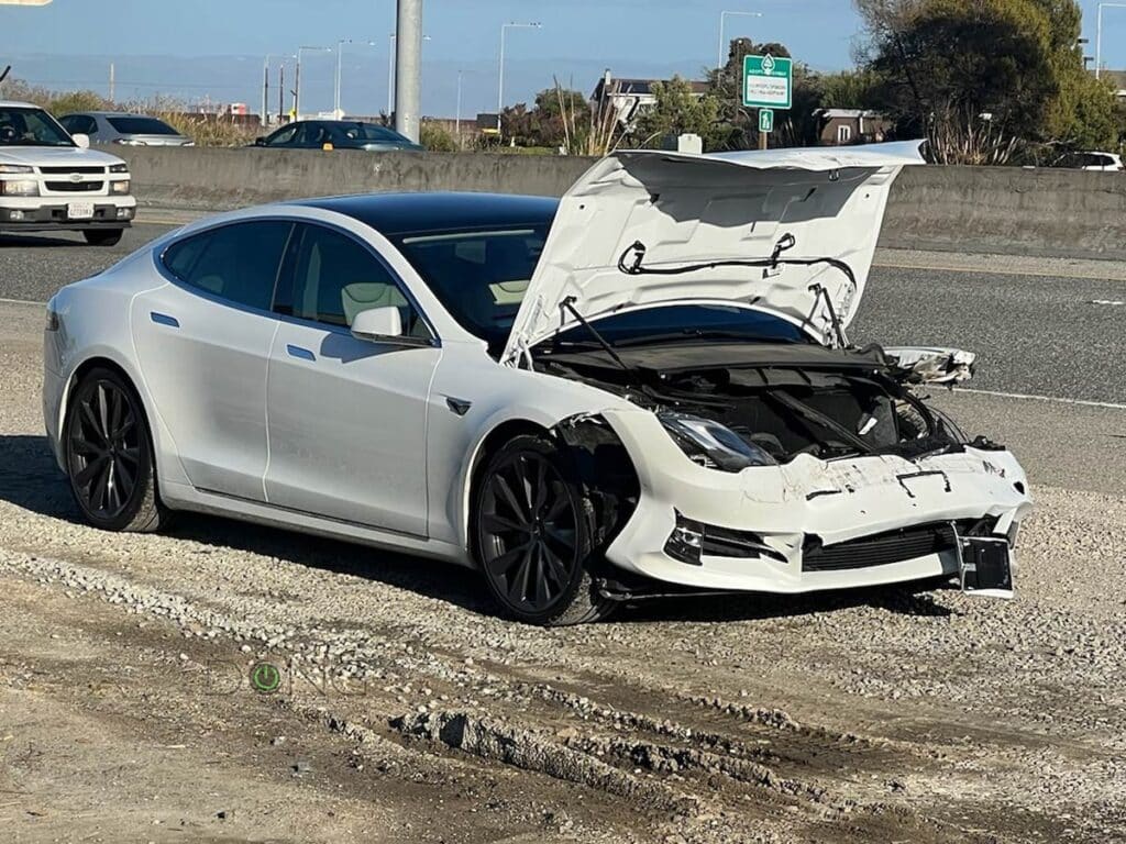 Tesla Model S Accident 1