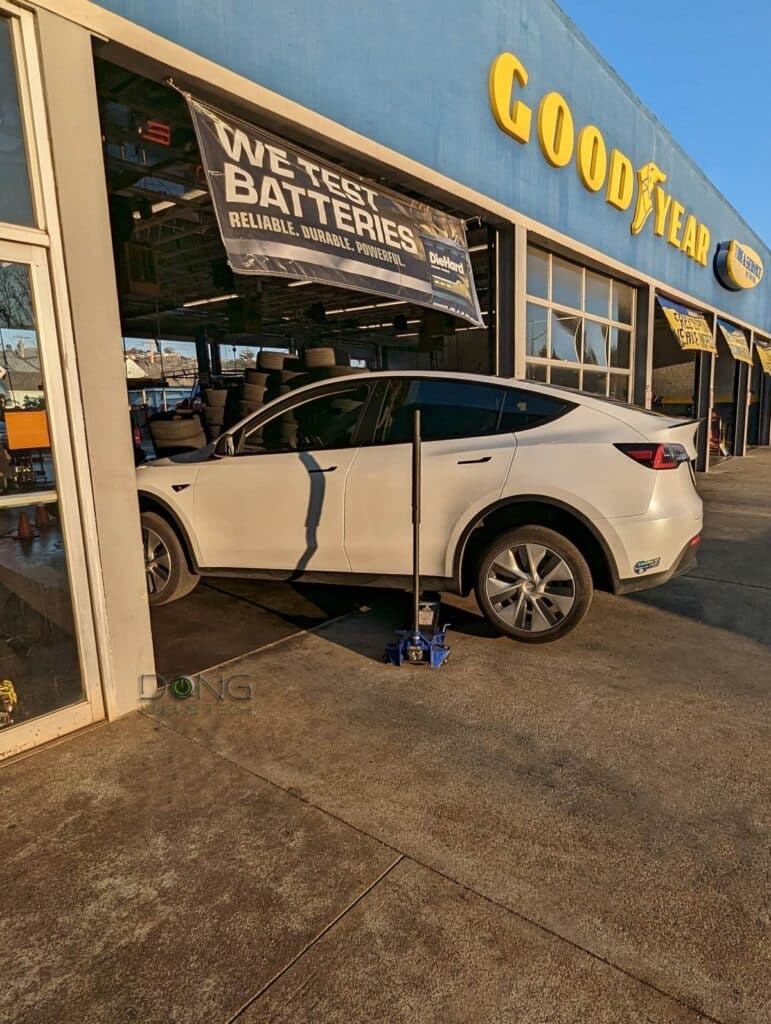 Tesla Model Y GoodYear Tireshop