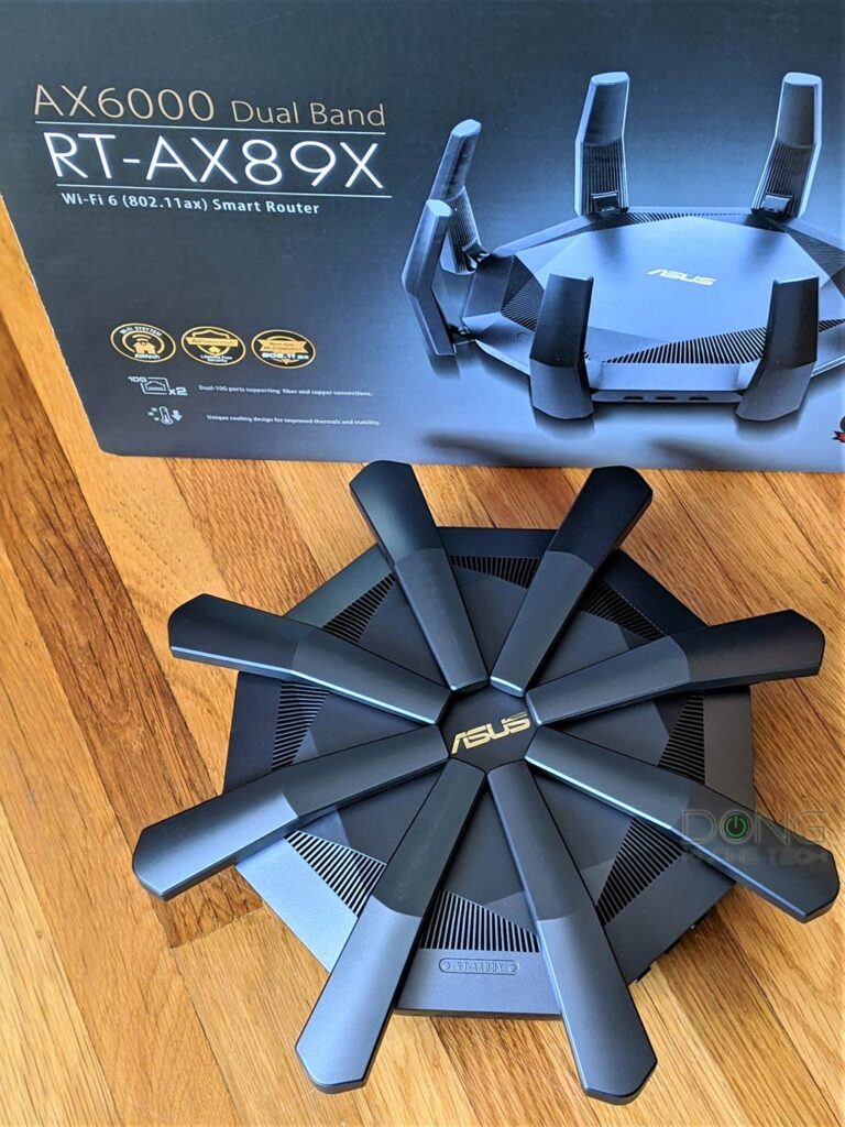 The Asus RT-AX89X Router Entennas Folded