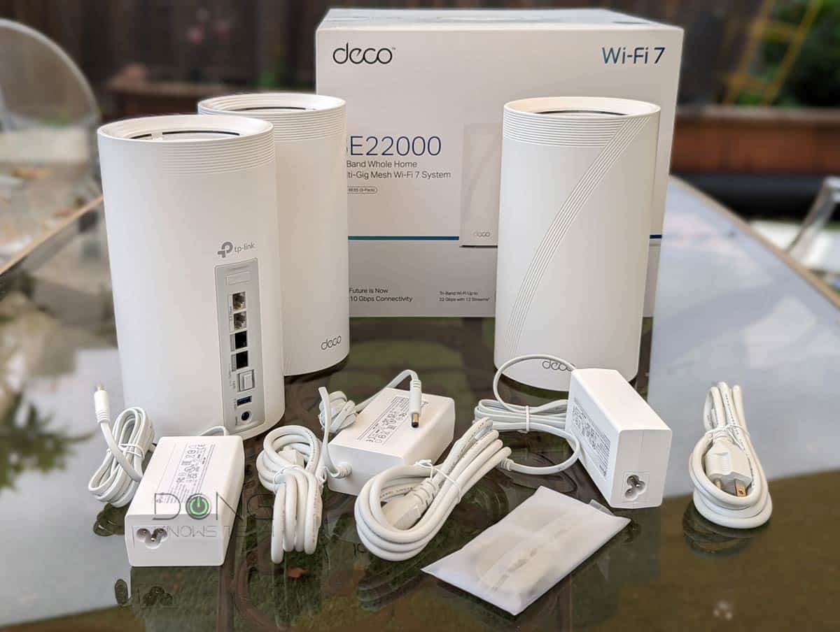 TP-Link Deco BE85 Wi-Fi 7 Mesh System front on table