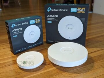 TP-Link Omada EAP670 vs. EAP610: The access points and their retail boxes.